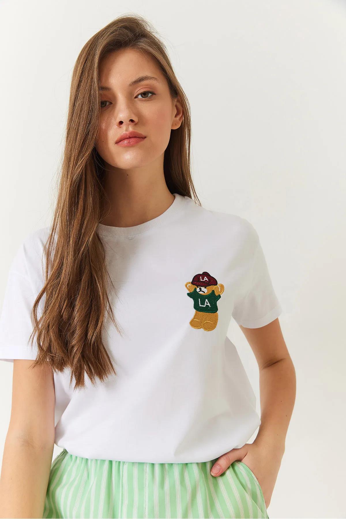 Ayıcık Nakışlı İki İp Oversiz TshirtKADIN T-SHİRT