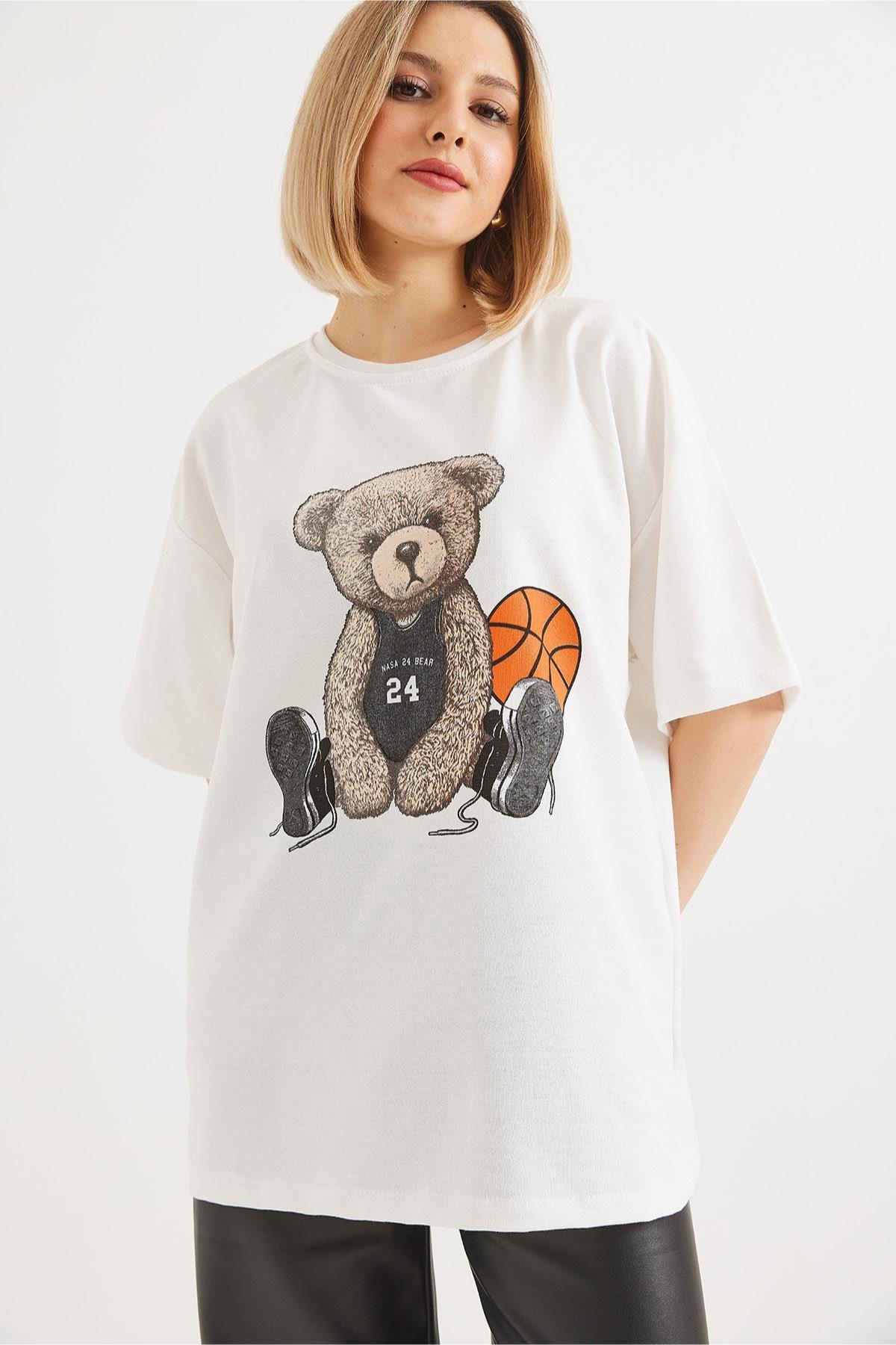 Basketbolcu Ayı Baskılı TshirtKADIN T-SHİRT