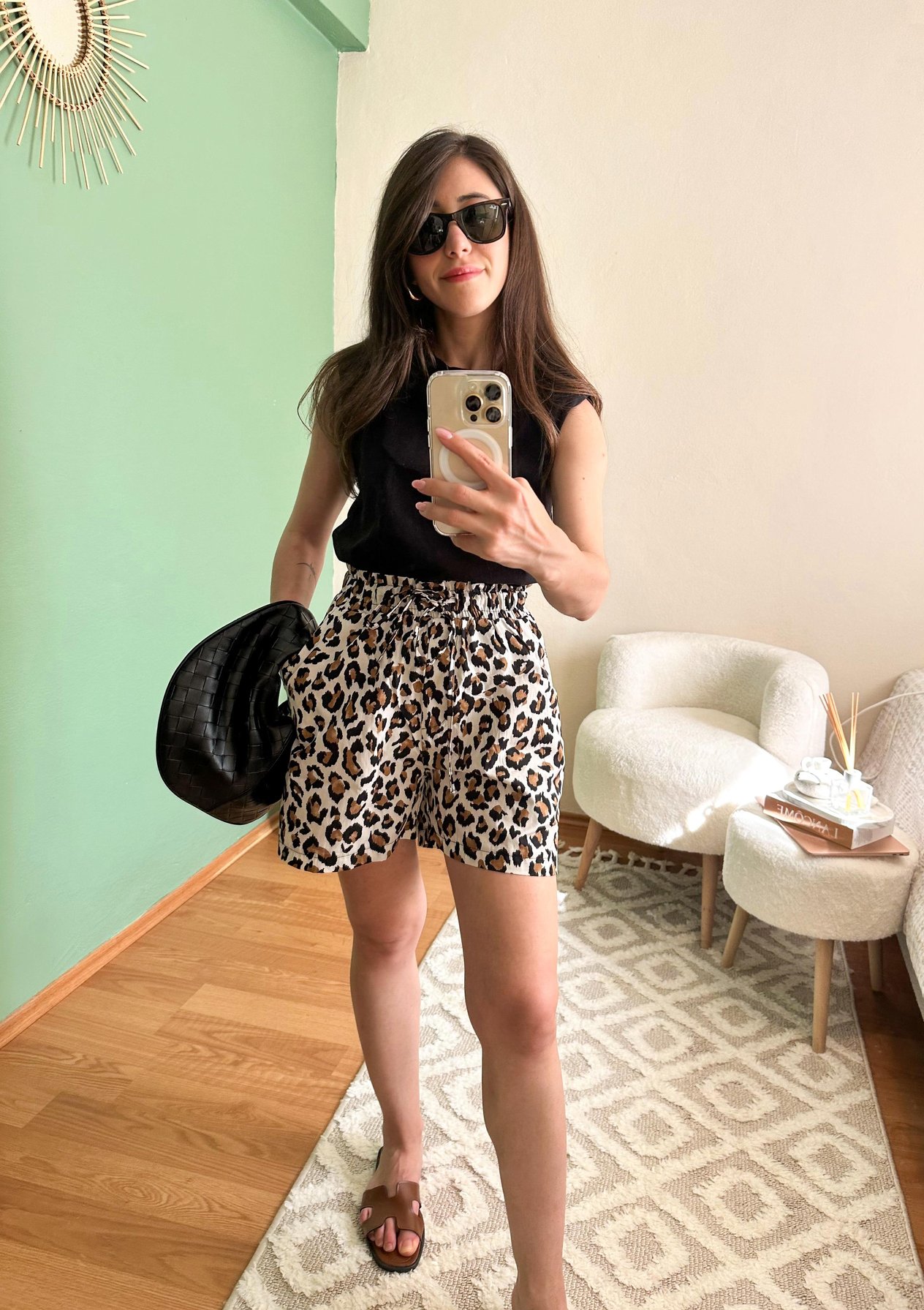 Leopar Desenli Şort