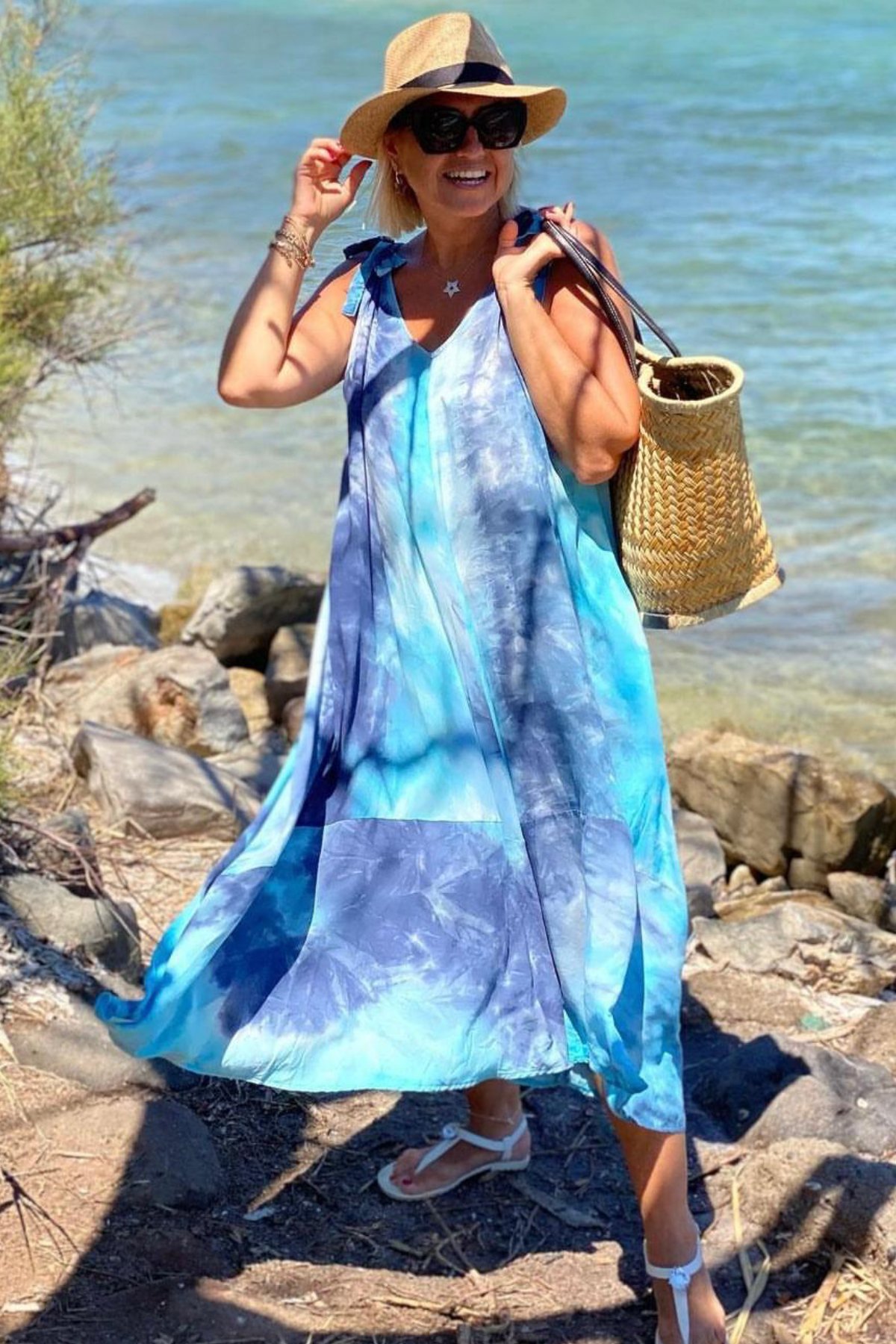 Omuzdan Bağlamalı Batik ElbiseUK22321211223-MAVI-STD