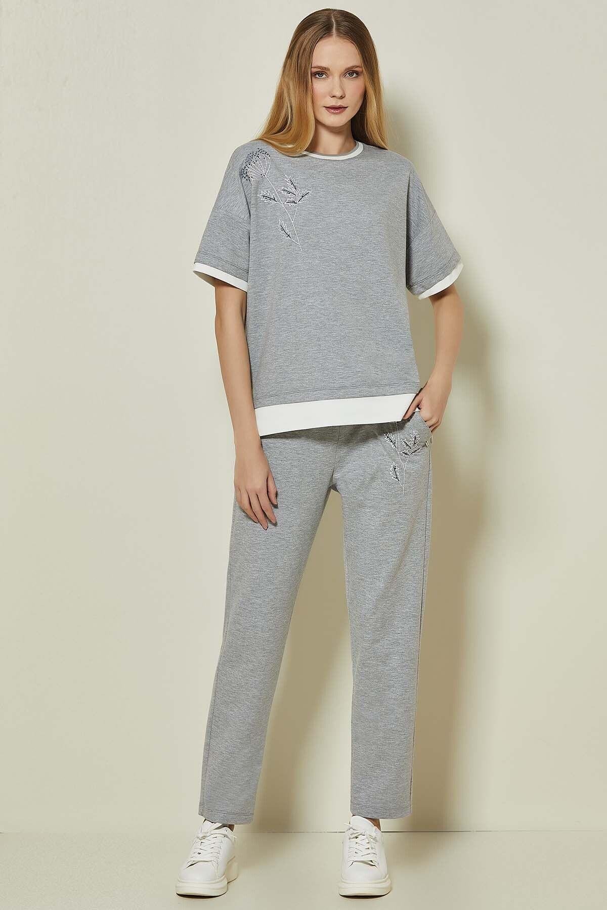 kisa-kollu-gri-iki-iplik-sweatshirt-3e7f8e.jpg