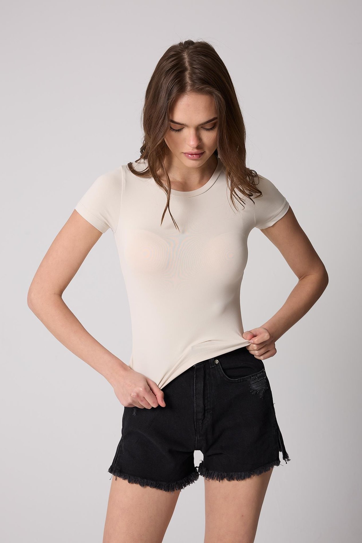 Kadın T-Shirt Likralı Slim Fit Kısa Kol Bisiklet Yaka Krem Rengi Basic - 2503