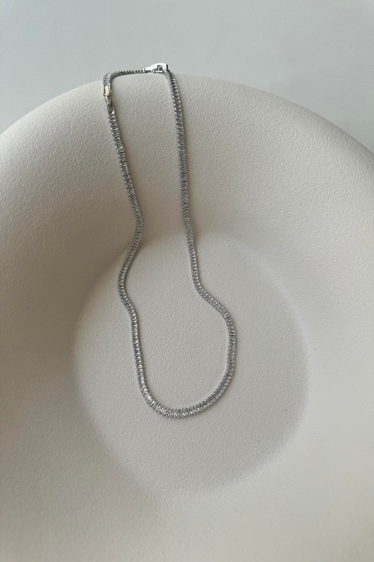 Çelik Silver Kolye