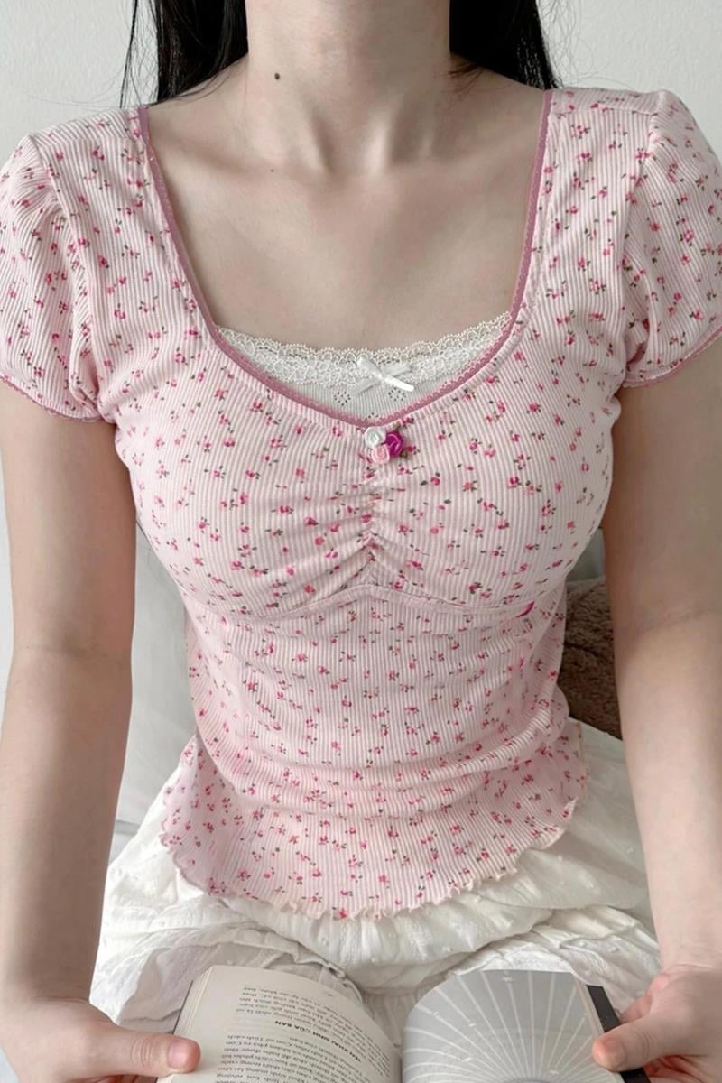 Pembe Büzgülü Çiçekli Desen Lolita Yarım T-Shirt
