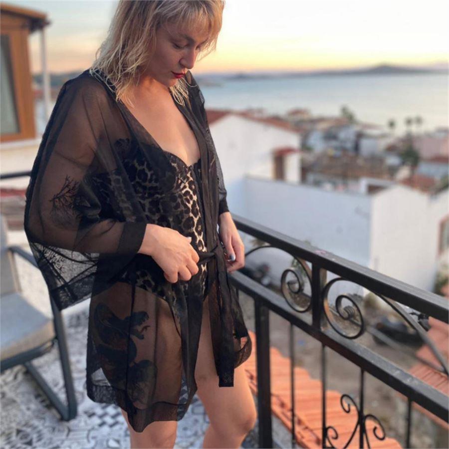 Siyah Kollu Tül Pareo Uzun Bikini Üstü