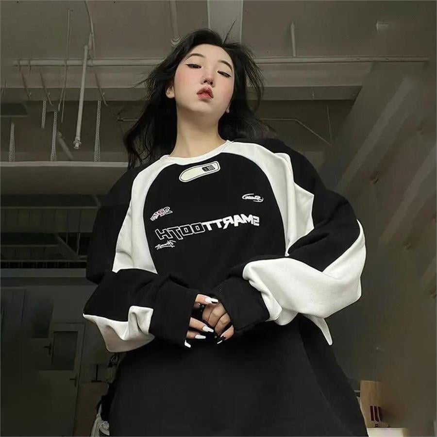 Siyah Şerit Detaylı Smarttooth Unisex Sweatshirt