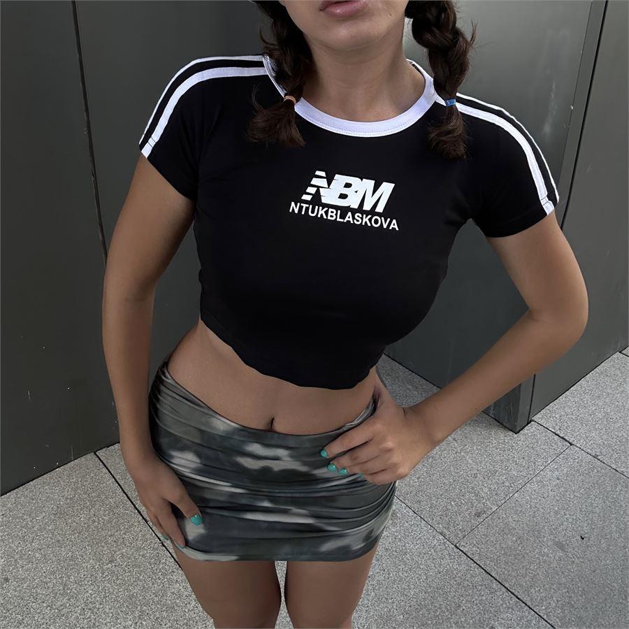 Yeni Siyah Ekru Yakalı NBM Y2K Kısa Kollu Crop