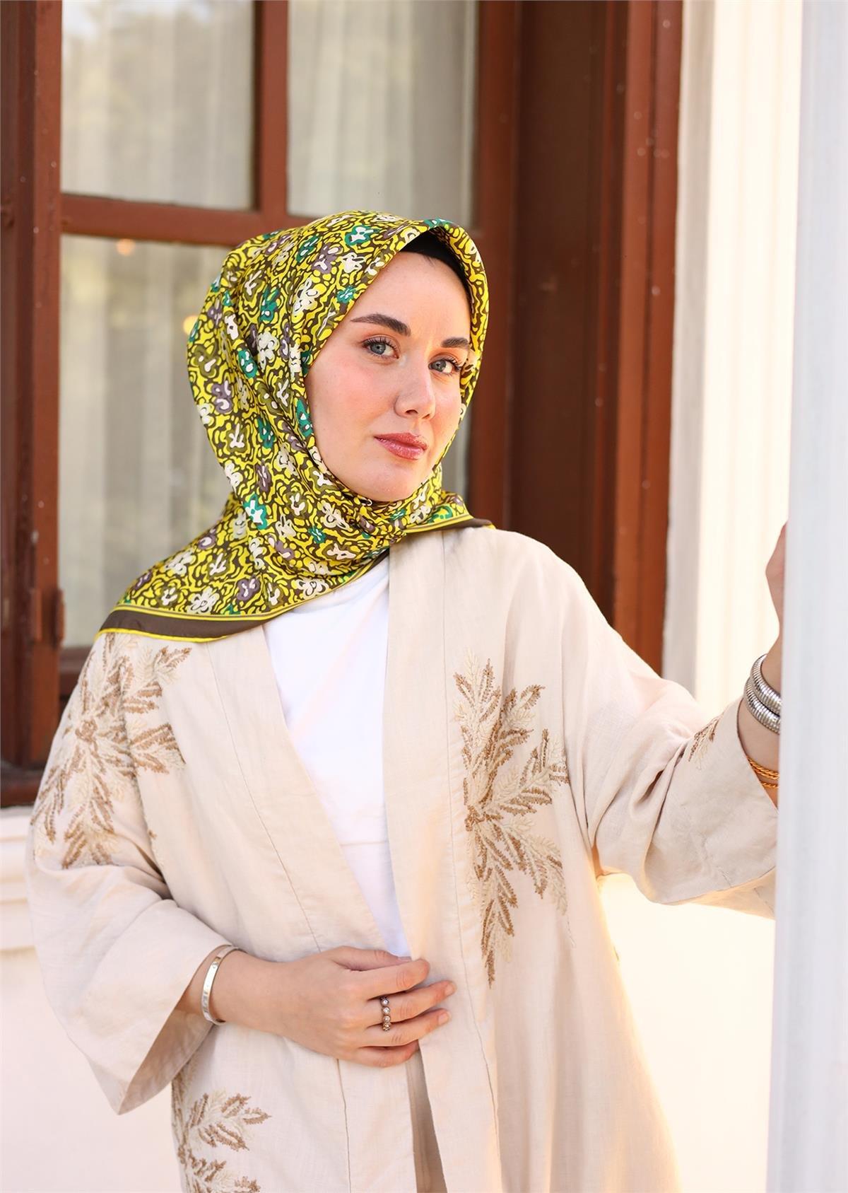 Silk Home Yeşil Sarı Çıtır Çiçek Desenli Tivil İpek Eşarp-11428-34