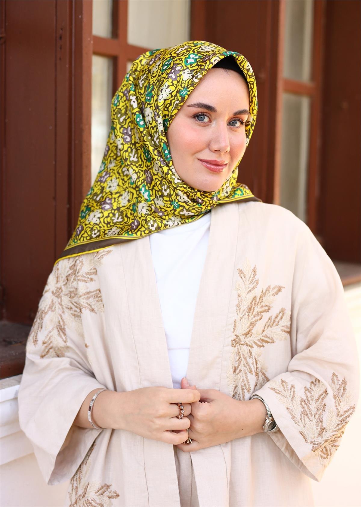 Silk Home Yeşil Sarı Çıtır Çiçek Desenli Tivil İpek Eşarp-11428-34