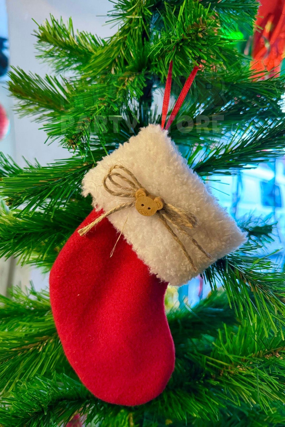 Ayıcıklı Yılbaşı Peluş Çorap 16x12 Cm Kırmızı Beyaz Renkli Yeni Yıl Çam Ağacı Asmalık Asılan Süs