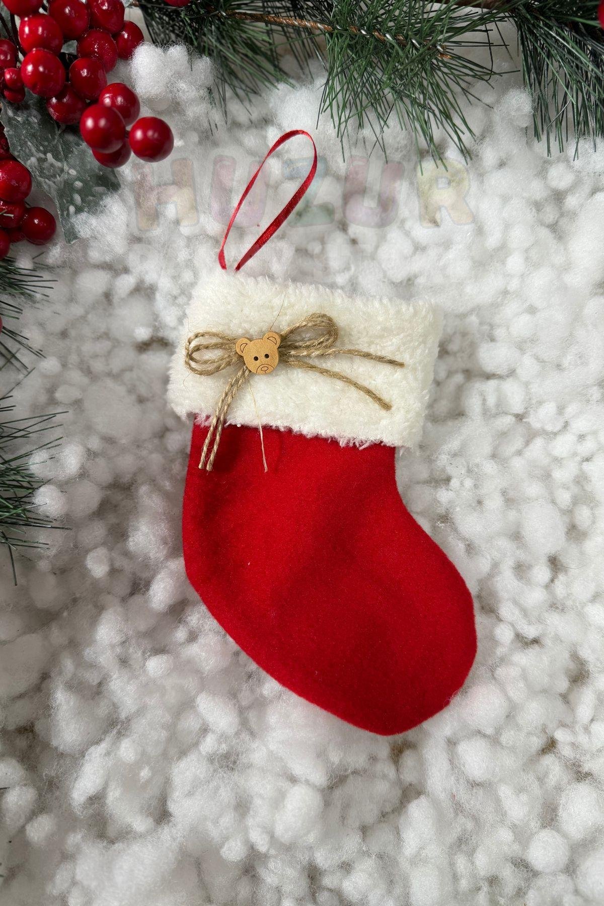 Ayıcıklı Yılbaşı Peluş Çorap 16x12 Cm Kırmızı Beyaz Renkli Yeni Yıl Çam Ağacı Asmalık Asılan Süs