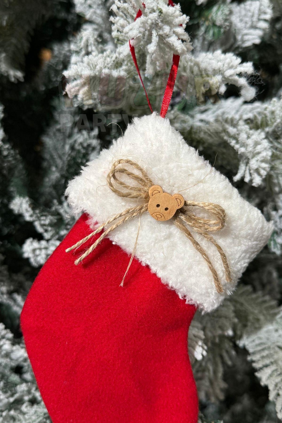 Ayıcıklı Yılbaşı Peluş Çorap 16x12 Cm Kırmızı Beyaz Renkli Yeni Yıl Çam Ağacı Asmalık Asılan Süs