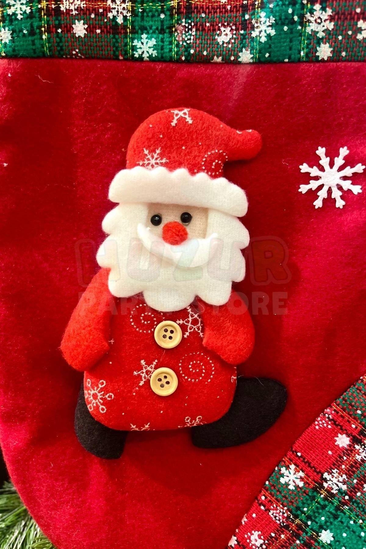 Noel Baba Yılbaşı Peluş Çorap 40x33 Cm Kırmızı Yeşil Ekoseli Yeni Yıl Çam Ağacı Asmalık Asılan Süs