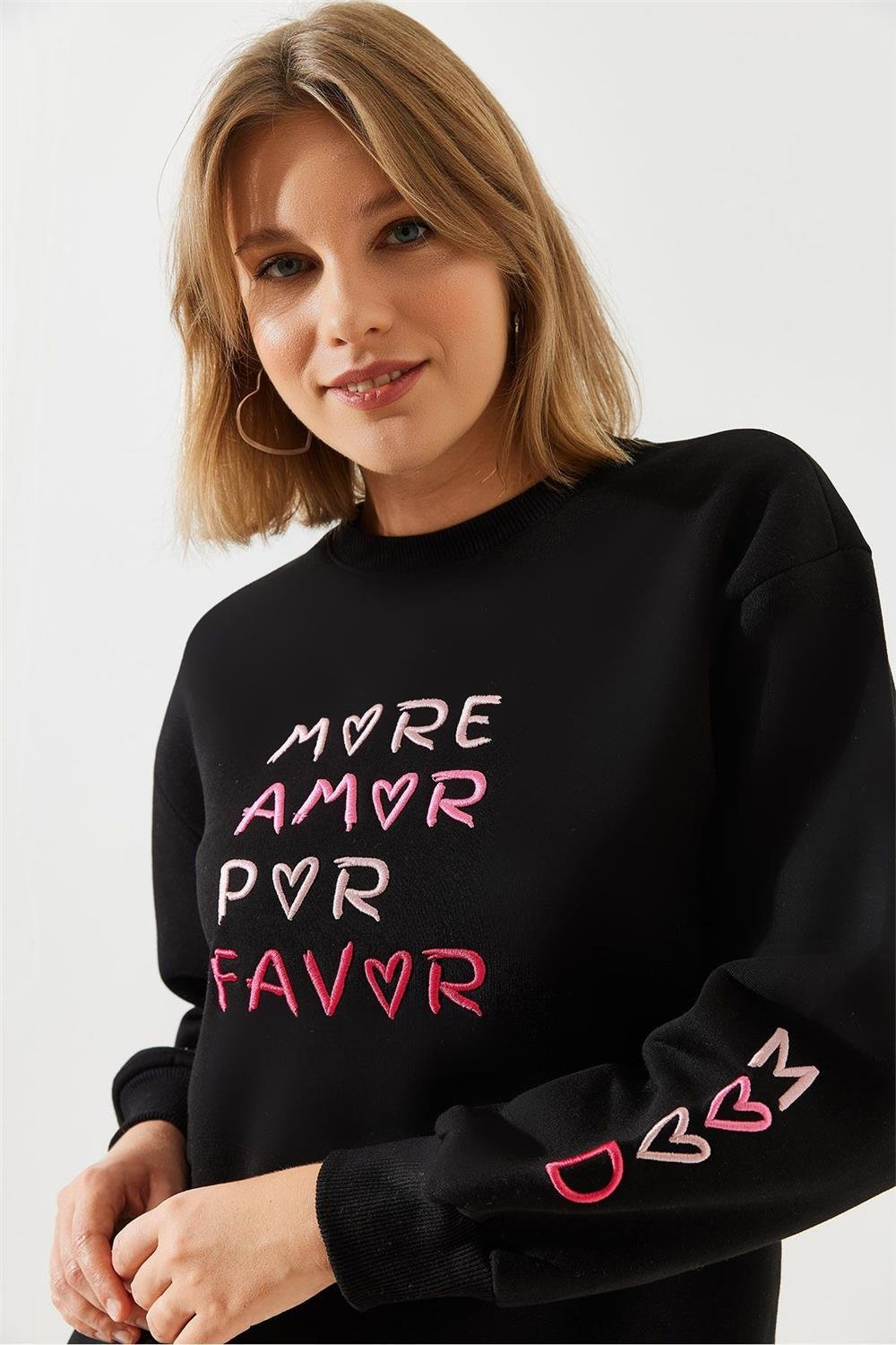 Kalp ve Yazı Nakışlı Sweatshirt 60251803 - Siyah