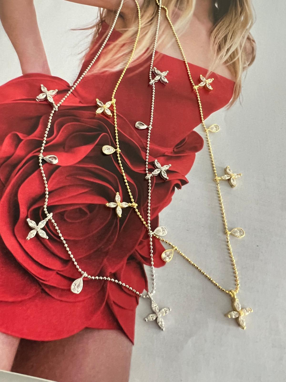 Gold Lotus Damla Kolye