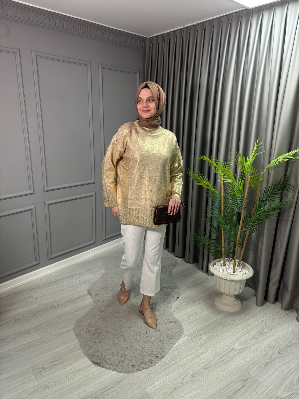 Gold Varaklı Triko Kazak