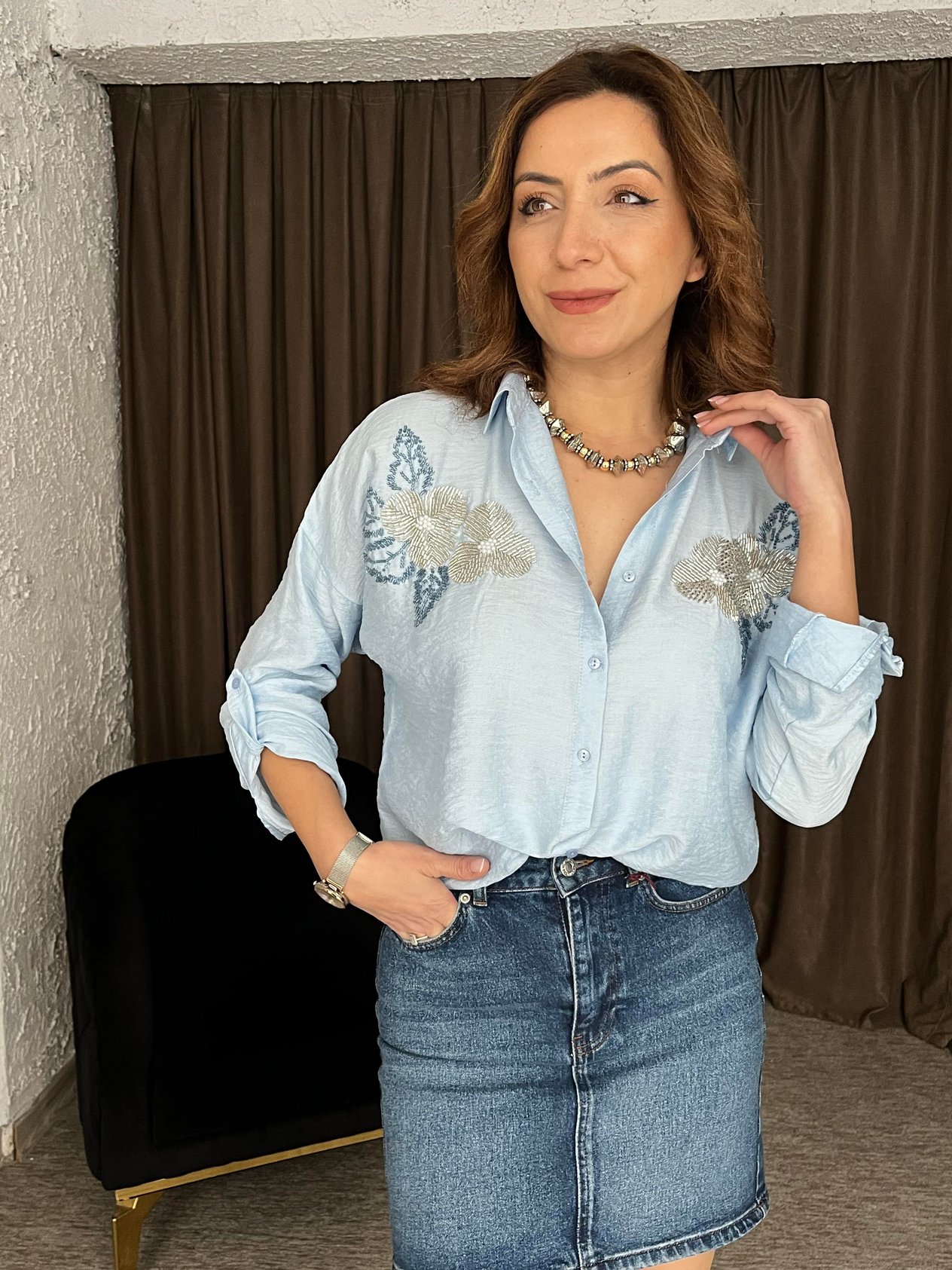 Boncuk işlemeli gömlek-205