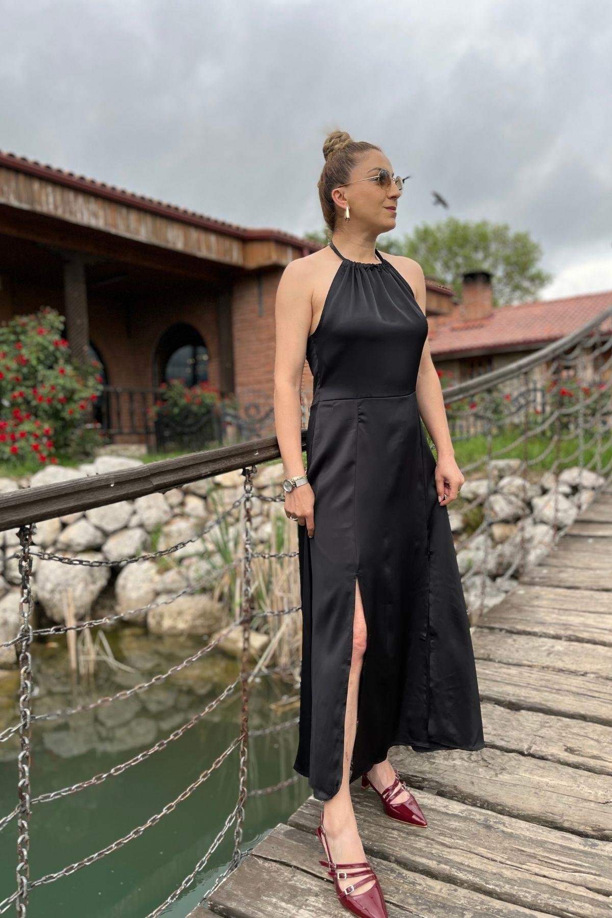 Yırtmaçlı Saten Elbise