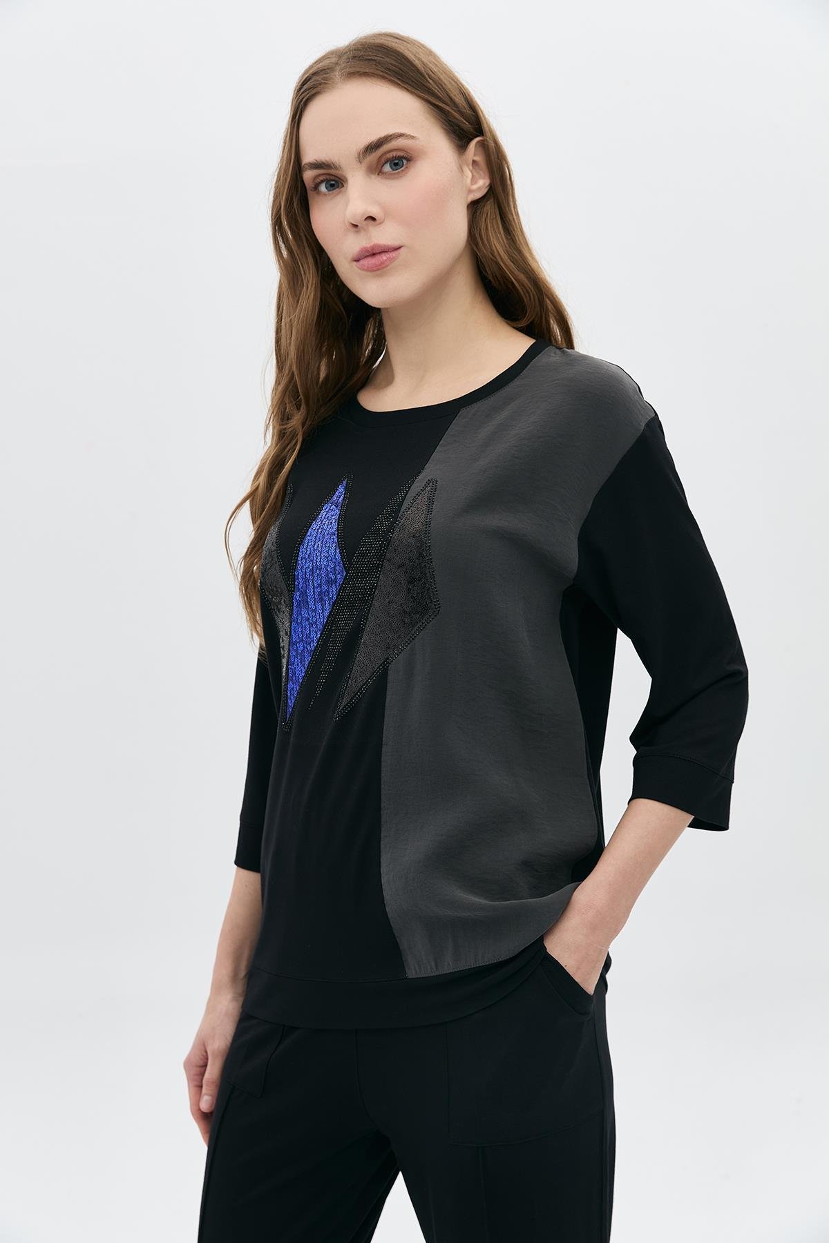 Desenli Bsn Taşlı Truvakar T-Shirt