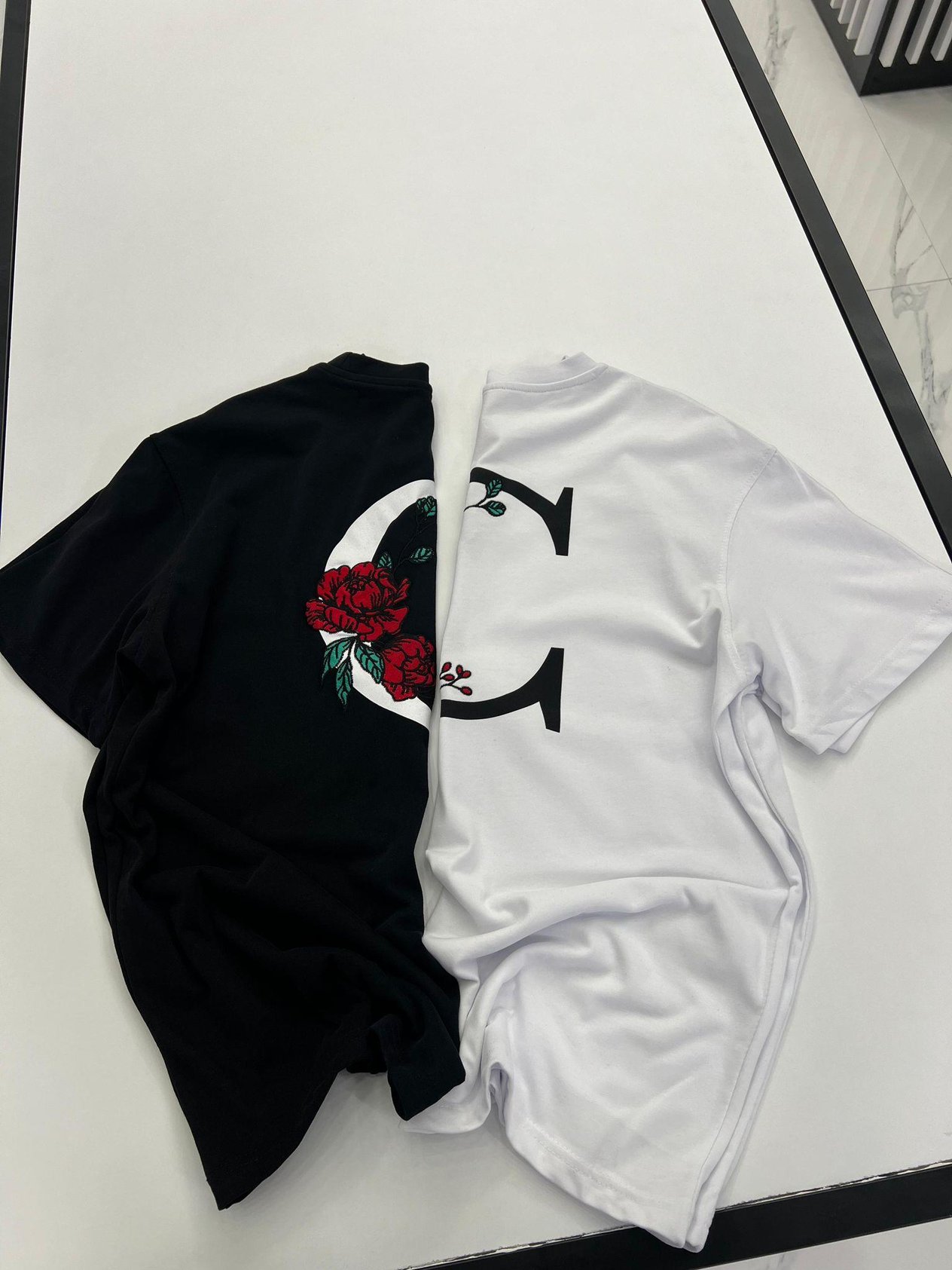Nakış Baskı Detaylı Oversize T-Shirt Beyaz