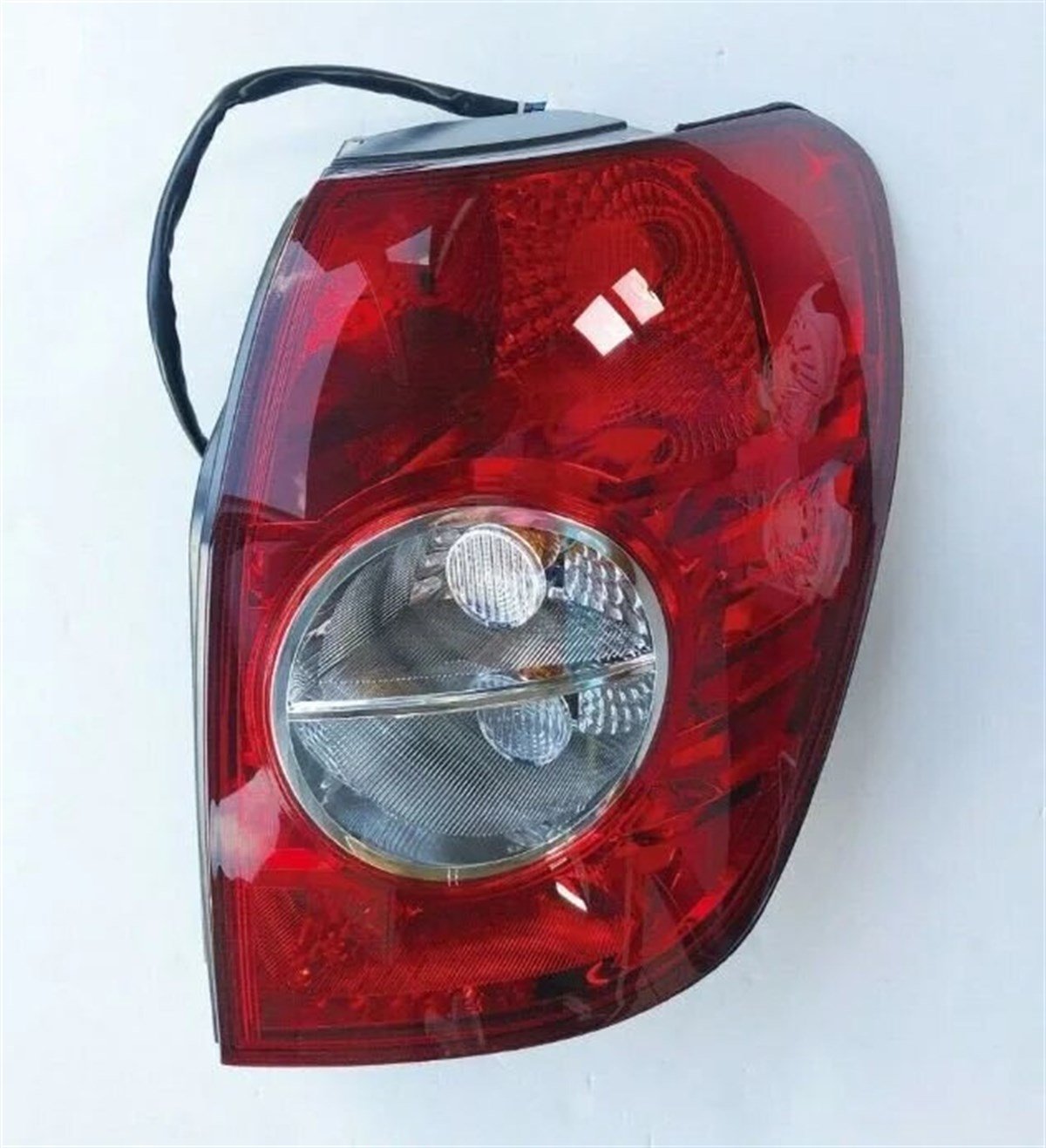 Chevrolet Captiva C100 Sağ Stop Yuvarlak Model İthal 96626996
