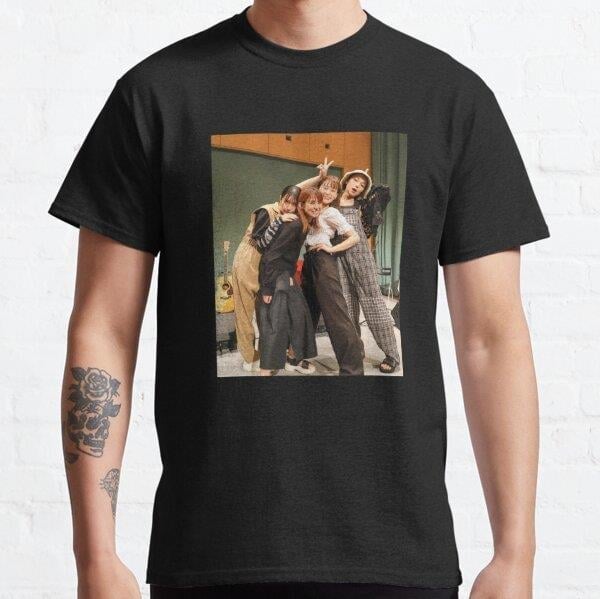 unisex-hug-and-pose-scandal-band-baski-d09dc2.jpg