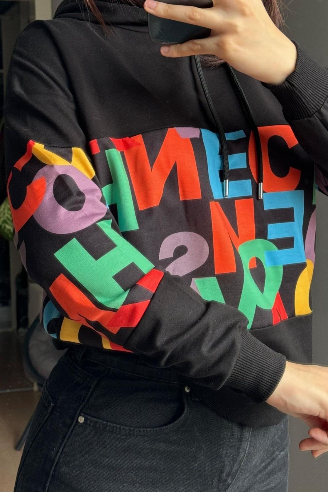 Dijital Harf Baskılı Kapşonlu Sweatshirt -SiyahSweatshirt