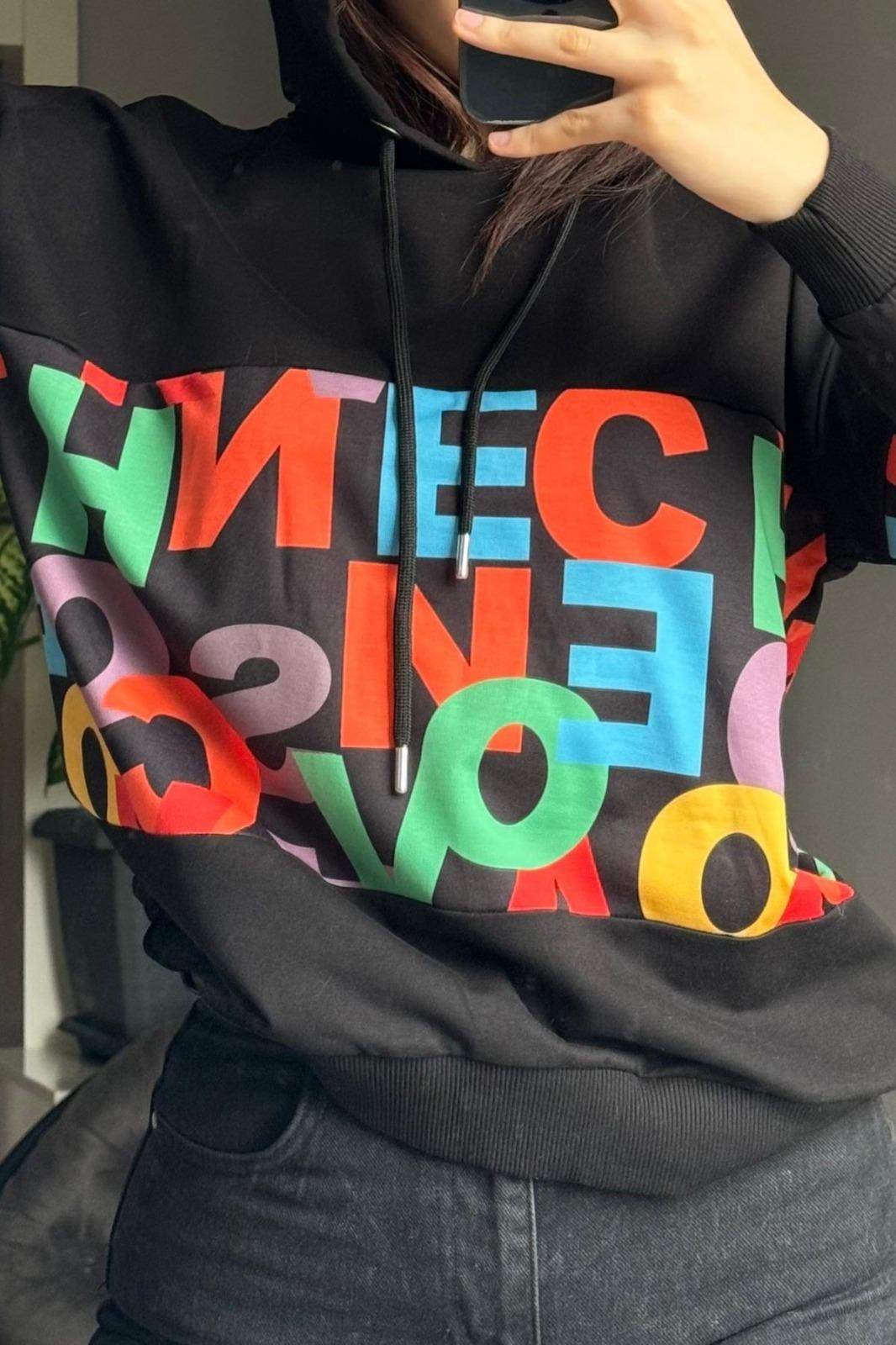 Dijital Harf Baskılı Kapşonlu Sweatshirt -SiyahSweatshirt