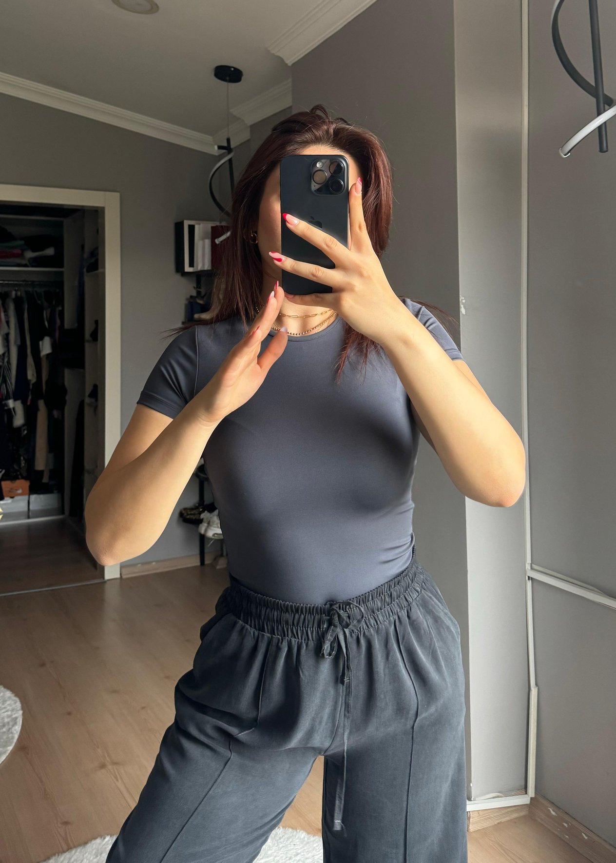 Kısa Kollu Bisiklet Yaka Zıbın Body -AntrasitBluz