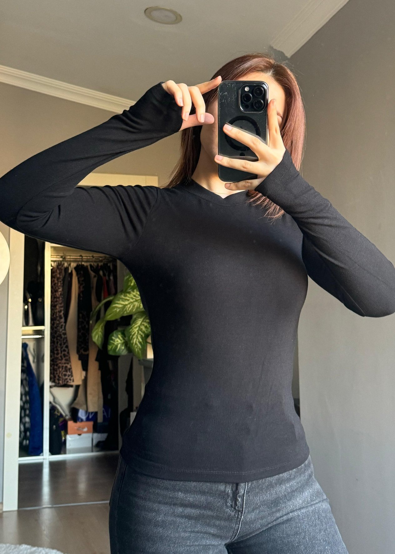Parmak Geçirmeli Body -Siyah