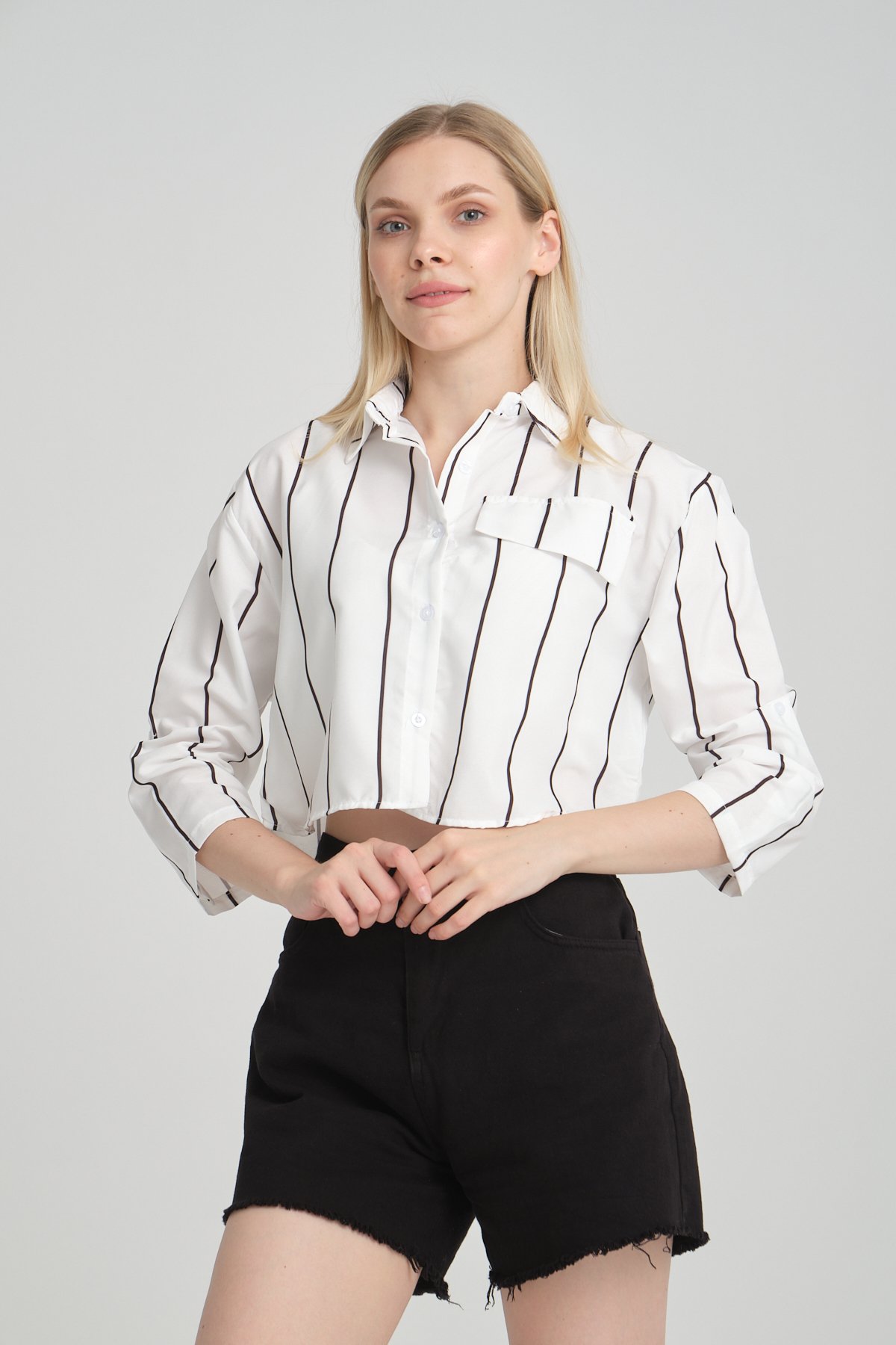 Siyah Çizgili Crop Gömlek