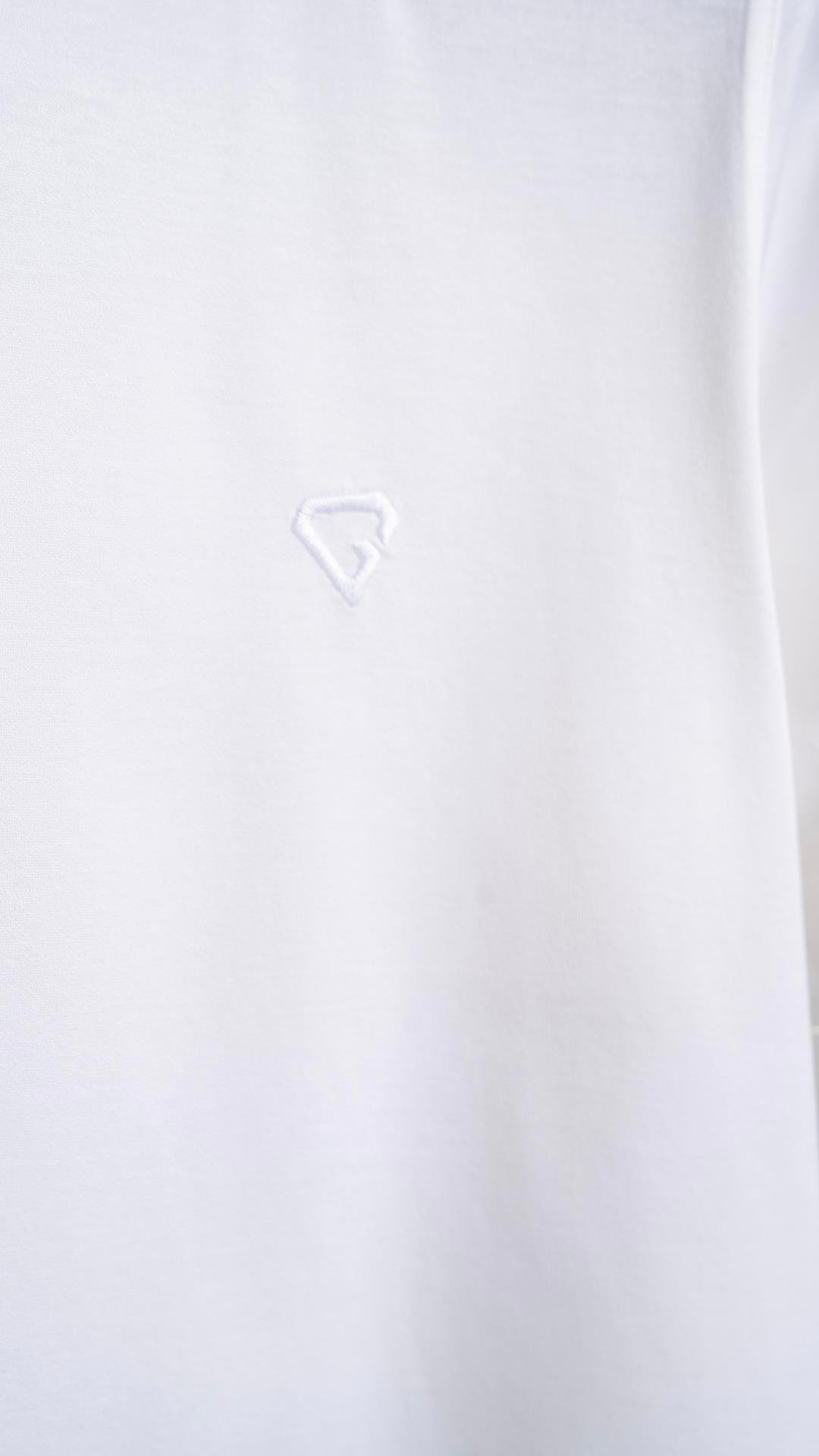 Beyaz   T-ShirtGiotelli