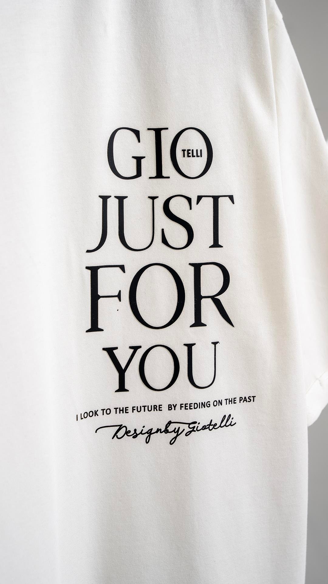Beyaz   T-ShirtGiotelli