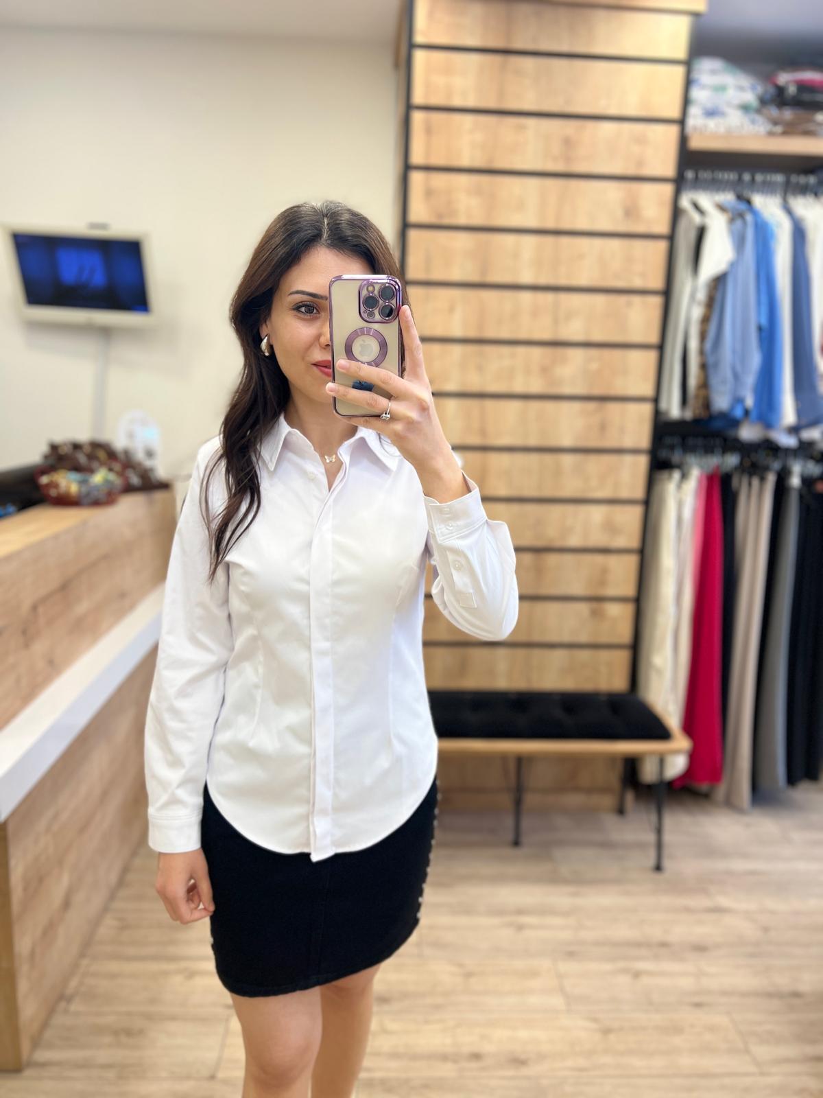 Beyaz Gizli Düğmeli Likralı Viskon Gömlek