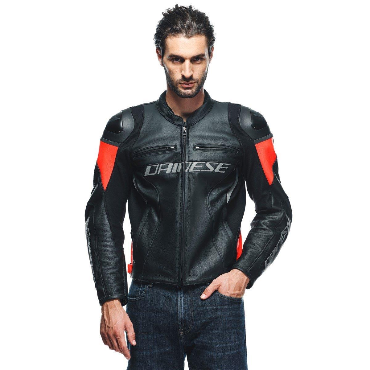 DAINESE  RACING 4 LEATHER BLACK FLUO REDDainese DERİ MONTLARDAINESE  RACING 4 LEATHER BLACK FLUO REDDAINESE  RACING 4 LEATHER BLACK FLUO RED