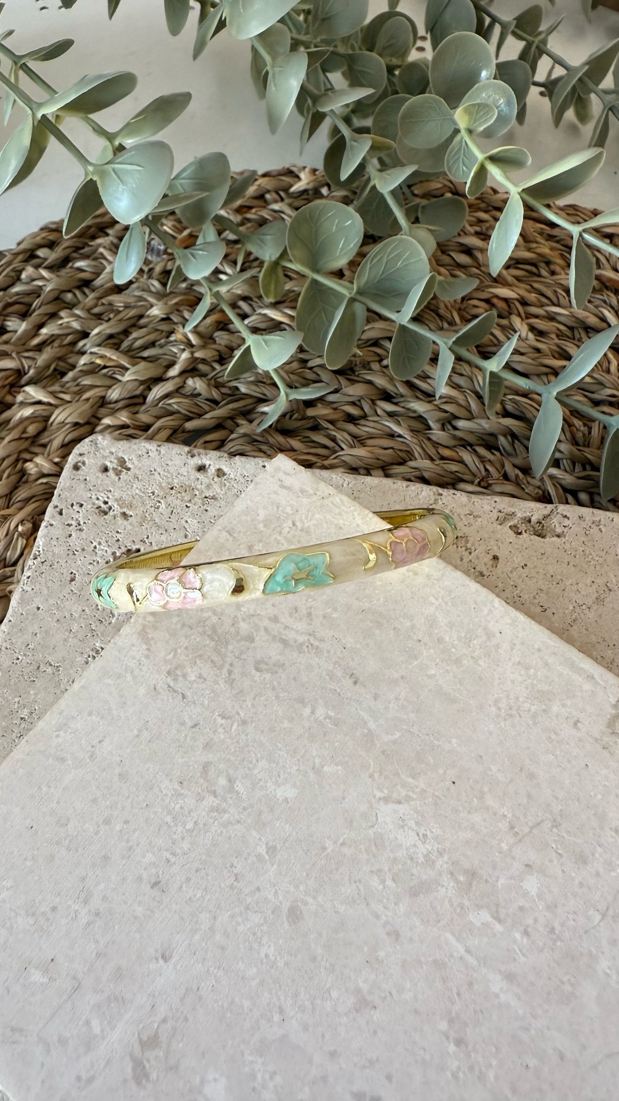 Gold Mineli Kelepçe Bileklik