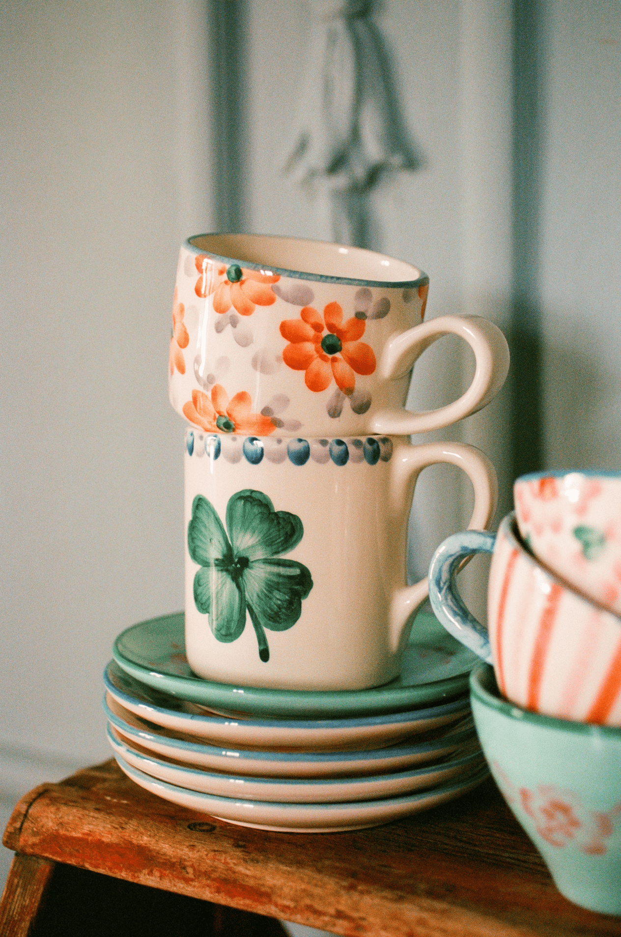 El Yapımı Seramik Mug - Yonca