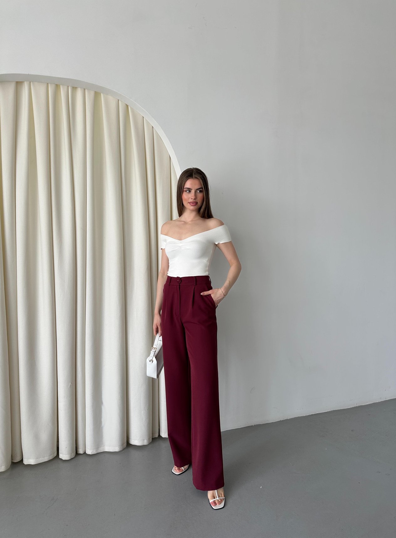Kadın Geniş Paça Cepli Klasik Kumaş Pantolon BORDO