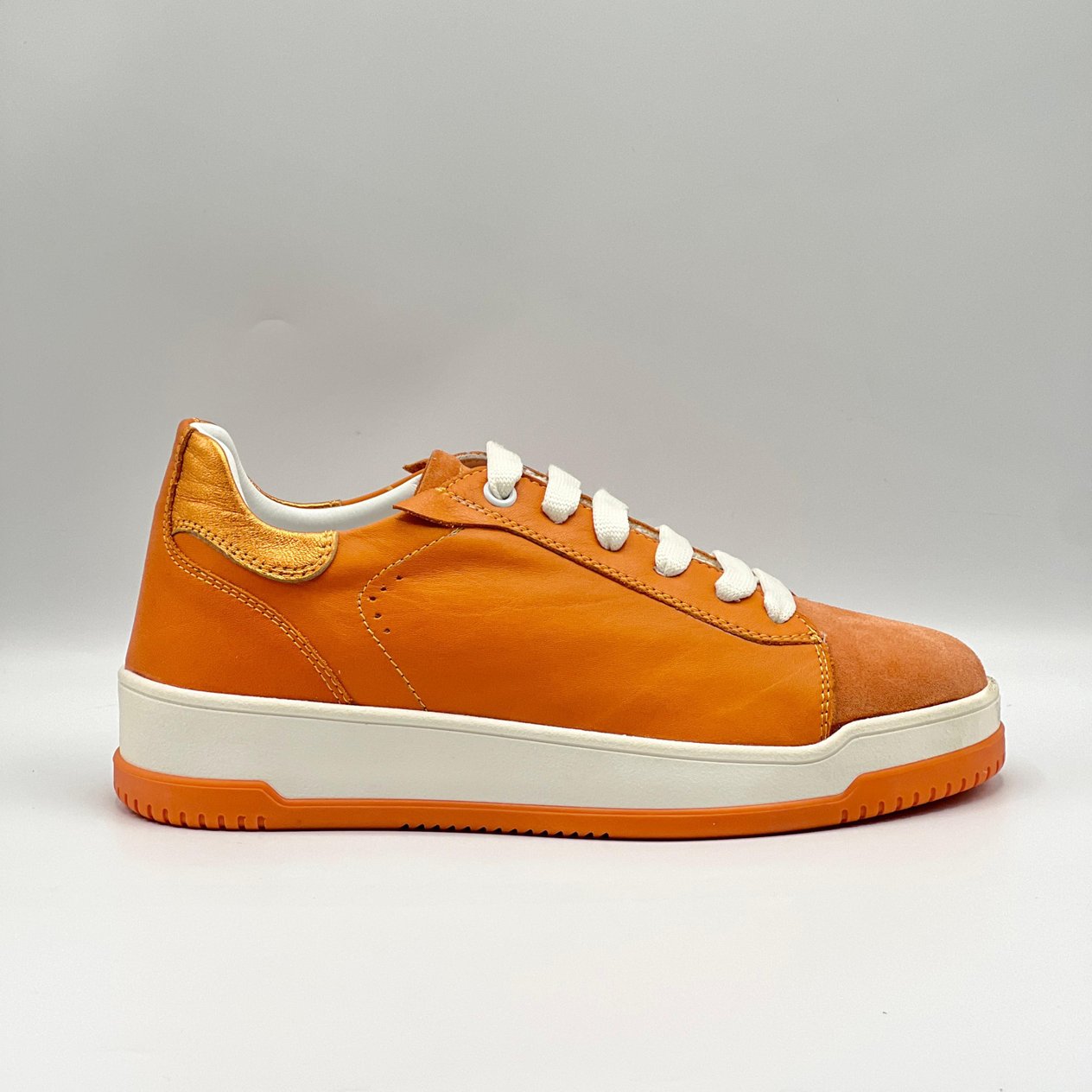 Pia Turuncu Kadın Sneaker - Hakiki Deri & Süet | Rahat Tabanlı Spor Ayakkabı