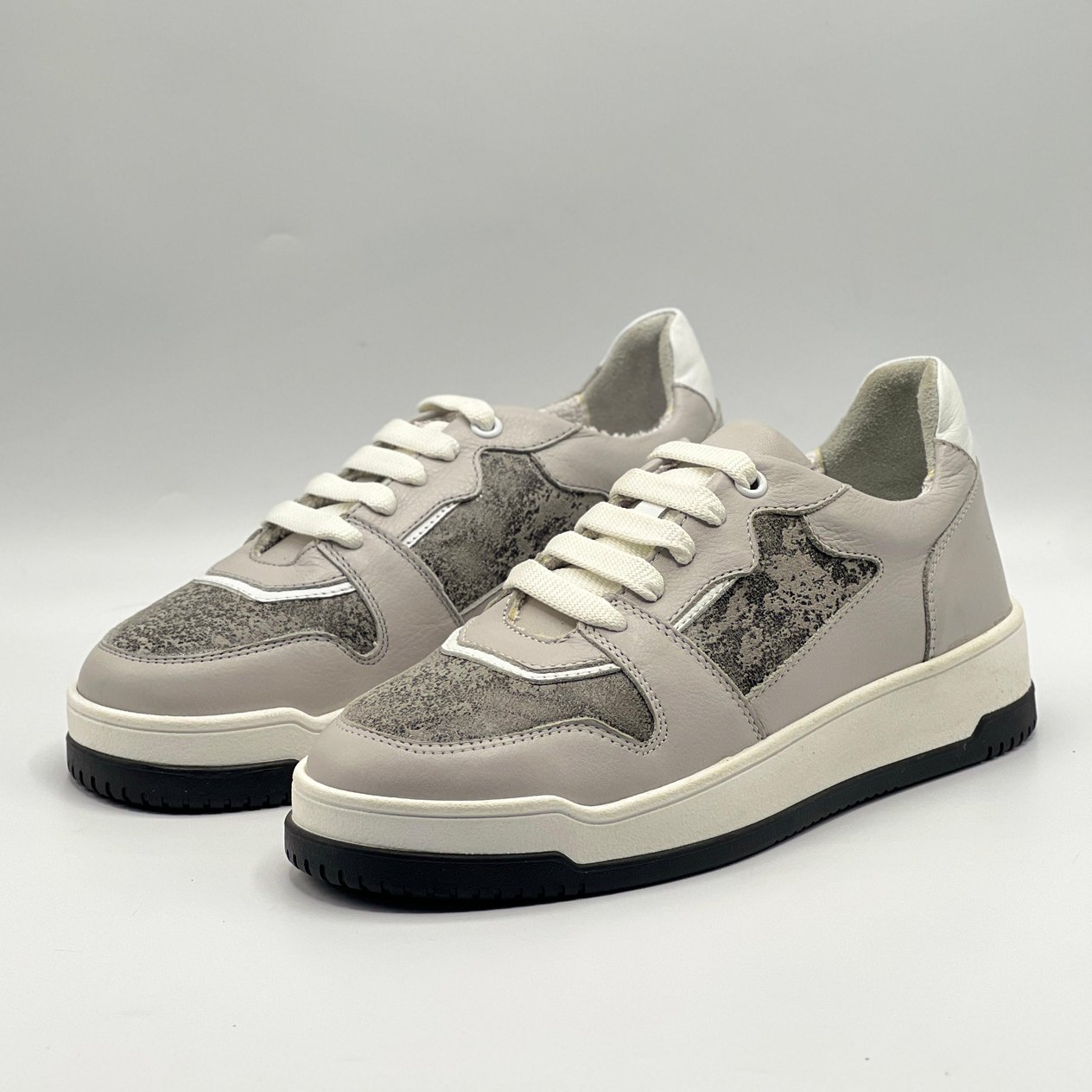 günlük kombin sneaker