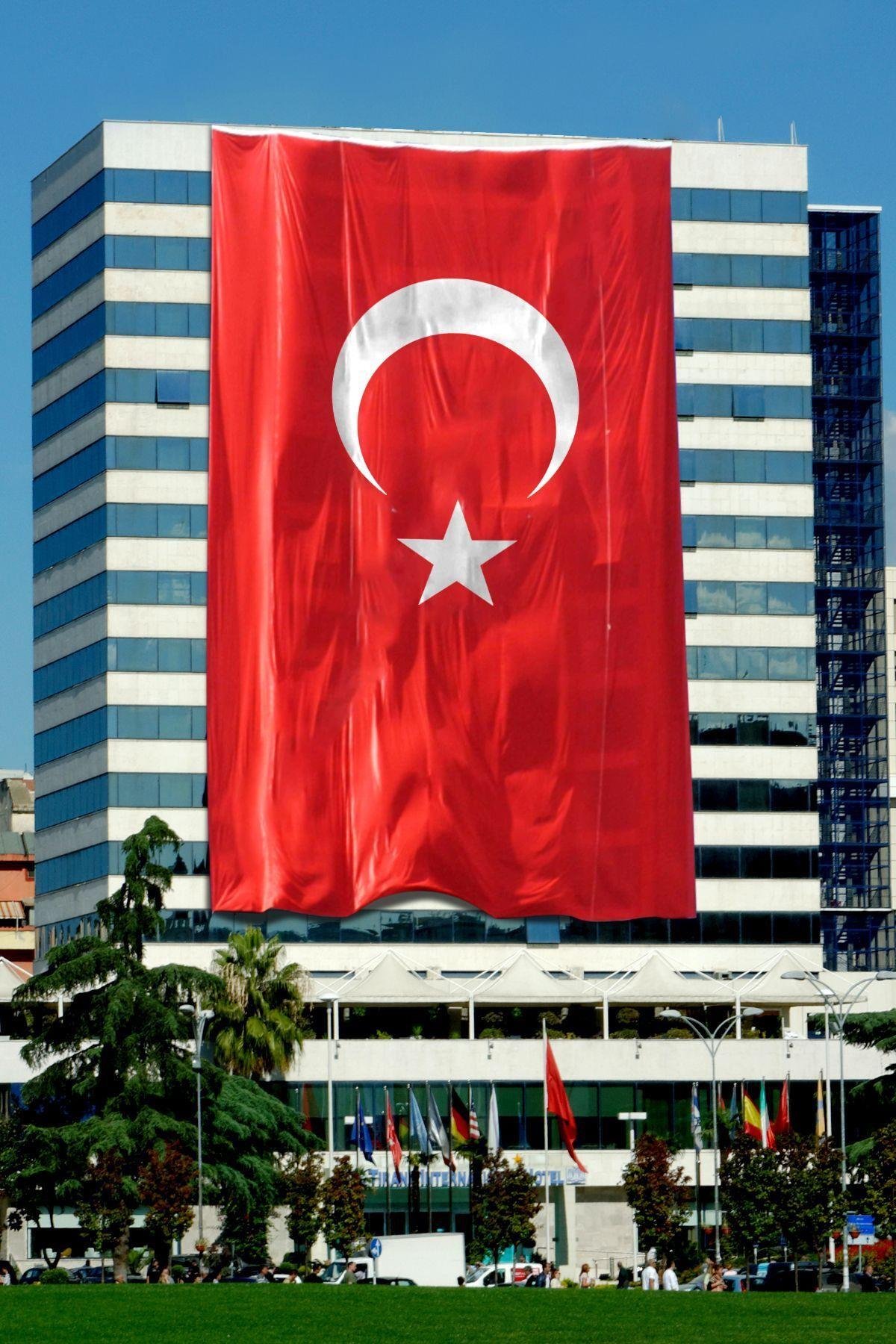 Türk Bayrağı 8x12 mt. 1.Kalite Raşel Kumaş