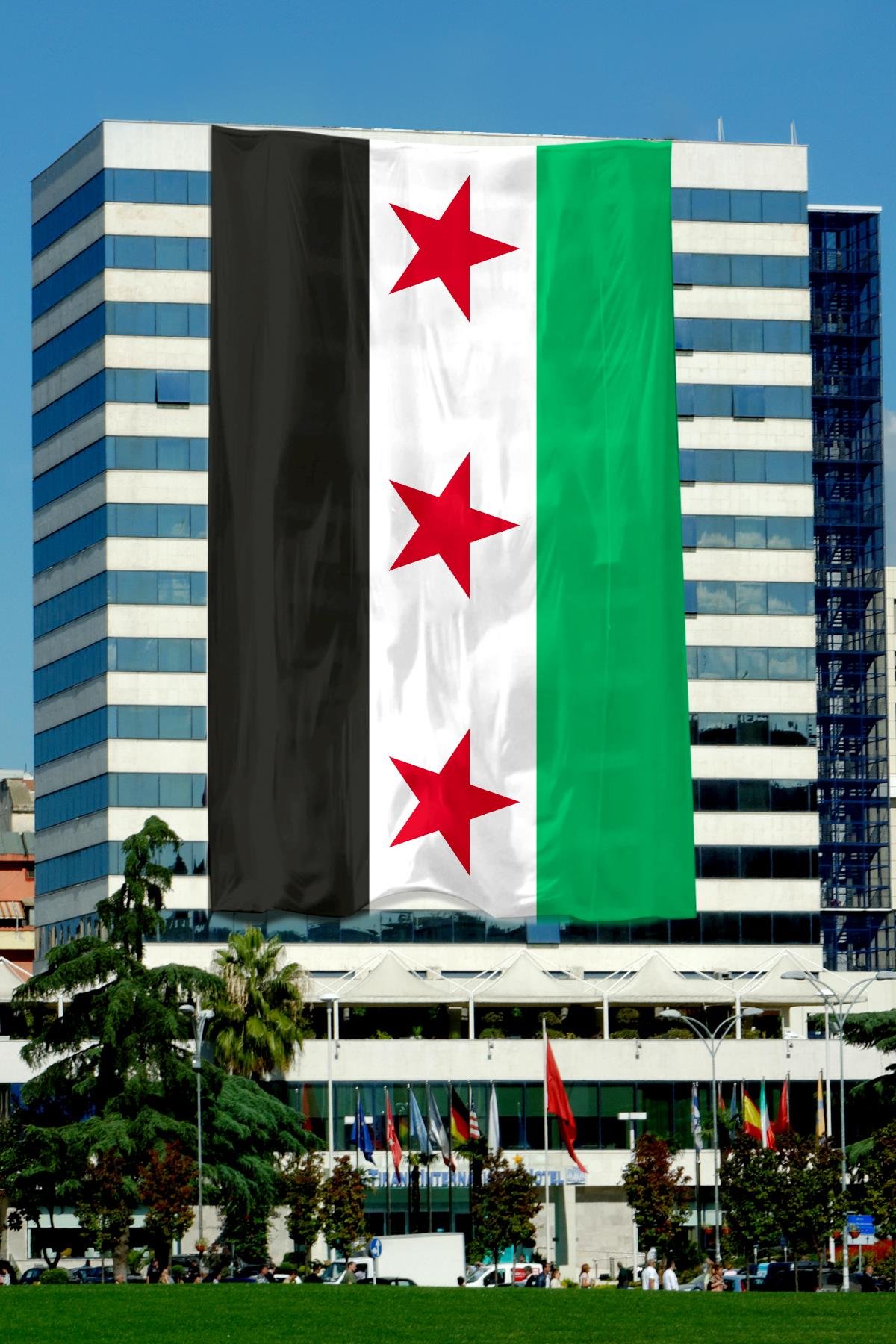 Yeni Suriye Bayrağı Bina Tipi 1. Kalite Raşel Kumaş