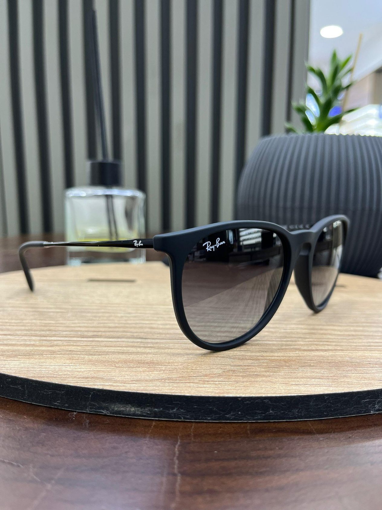 RAYBAN UNİSEX GÜNEŞ GÖZLÜĞÜ