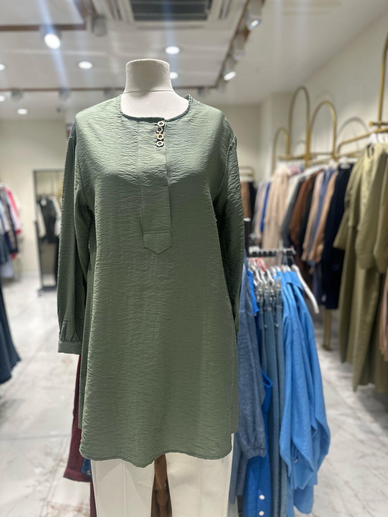 Hüma Sultan Rahat Yeşil Tunik
