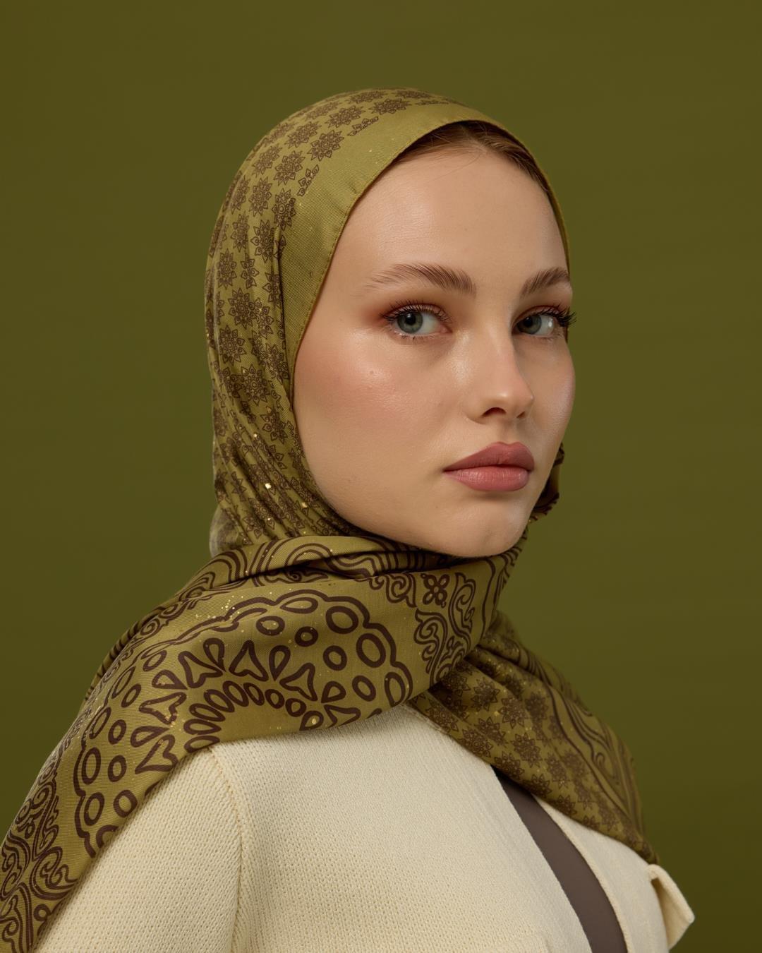 Susam Işıltısı & Kavrulmuş Kahve Bala Hatun Desen Işıltılı Şal