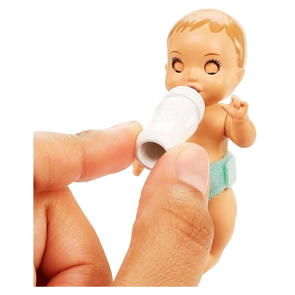 Barbie Bebek Bakıcısı Bebeği ve Aksesuarları Oyun Seti FHY97-HJY33 Barbie HJY33