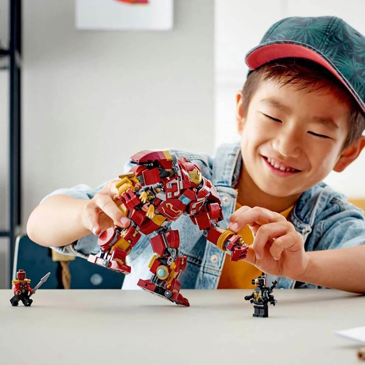 LEGO MARVEL HULKBUSTER: WAKANDA SAVASI Diğer LSS76247