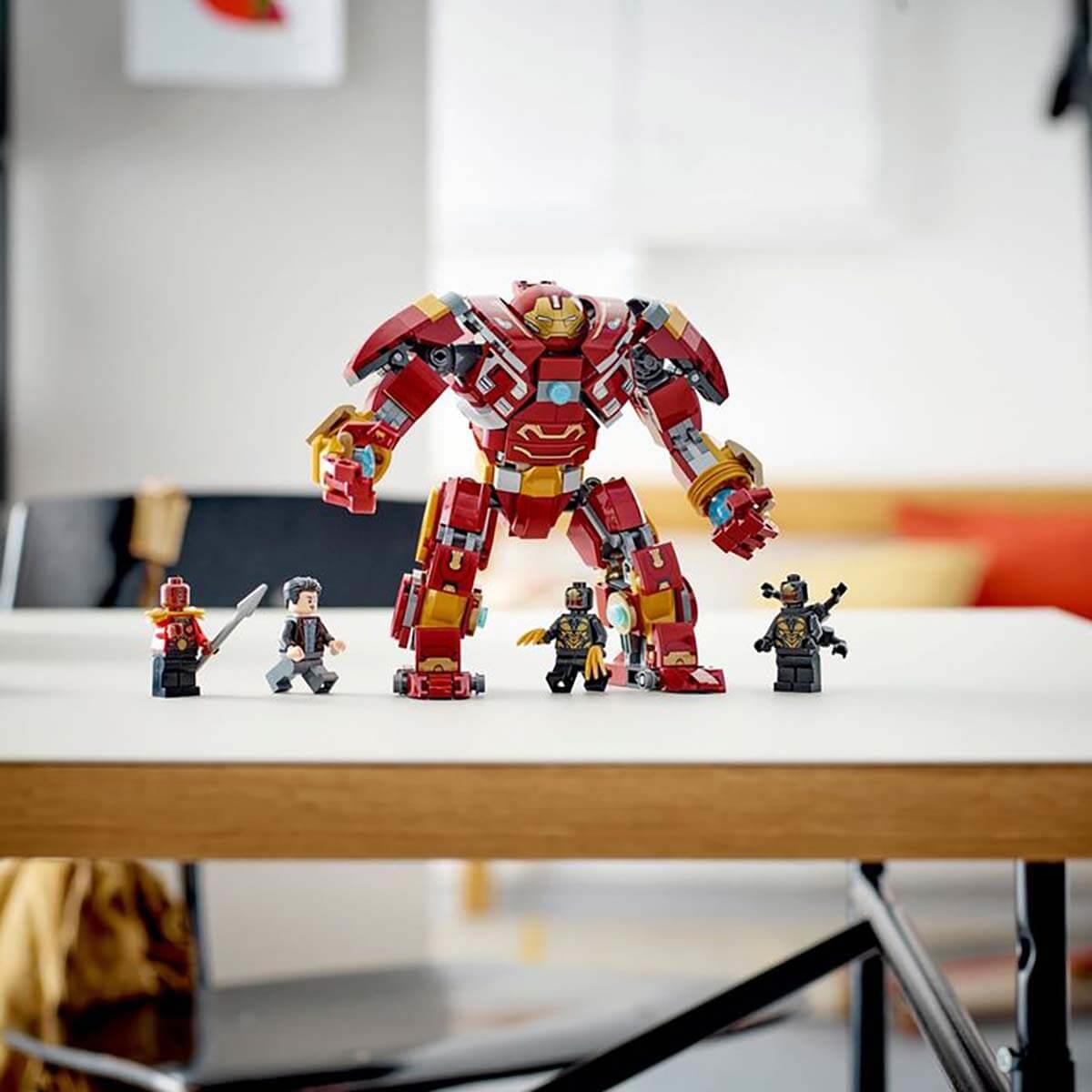 LEGO MARVEL HULKBUSTER: WAKANDA SAVASI Diğer LSS76247