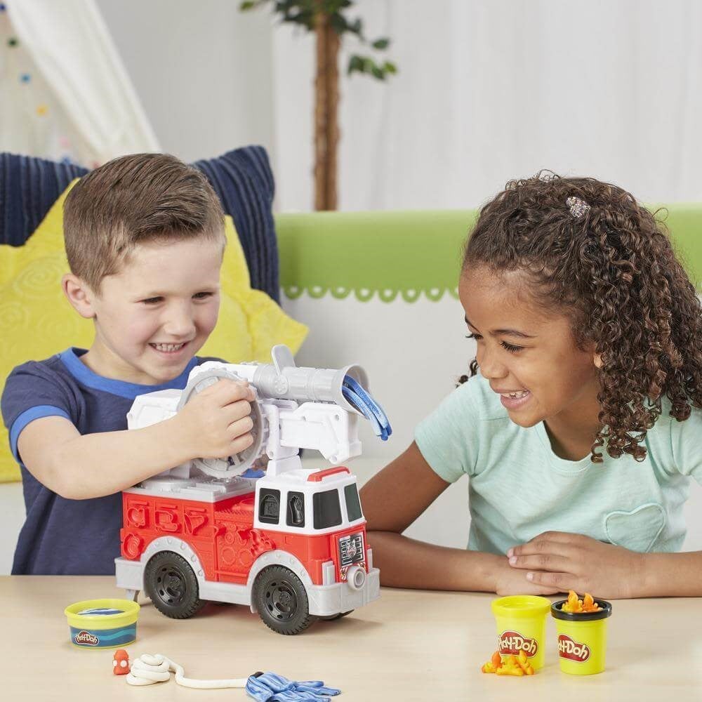 Play Doh Çalışkan İtfaiye Aracı E6103 Play Doh E6103