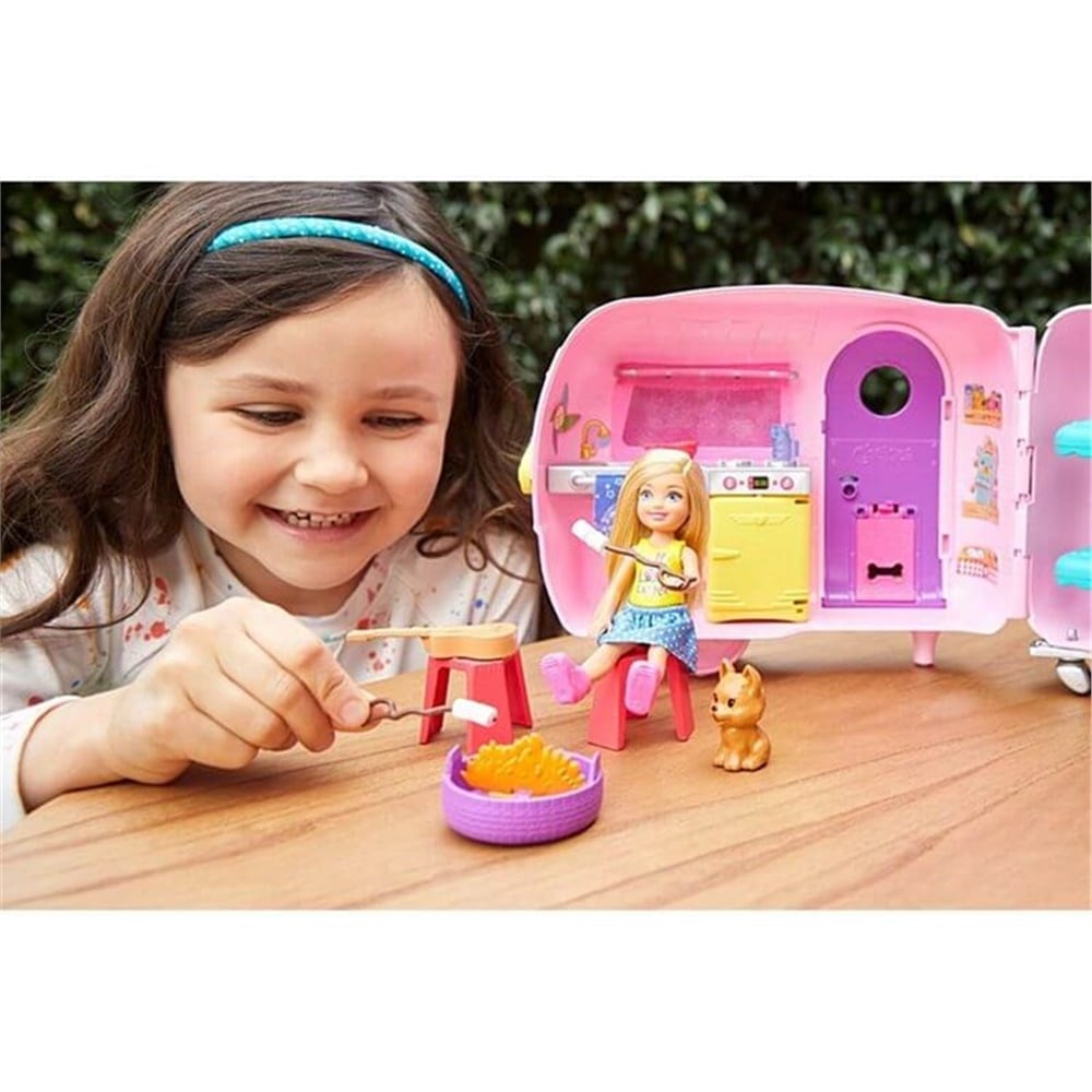 BARBIE CHELSEANIN KARAVANI Toystop FXG90